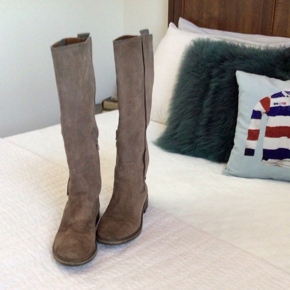 Calvin Klein Jeans Shoes - Calvin Klein Jeans raelin boot, 8.5